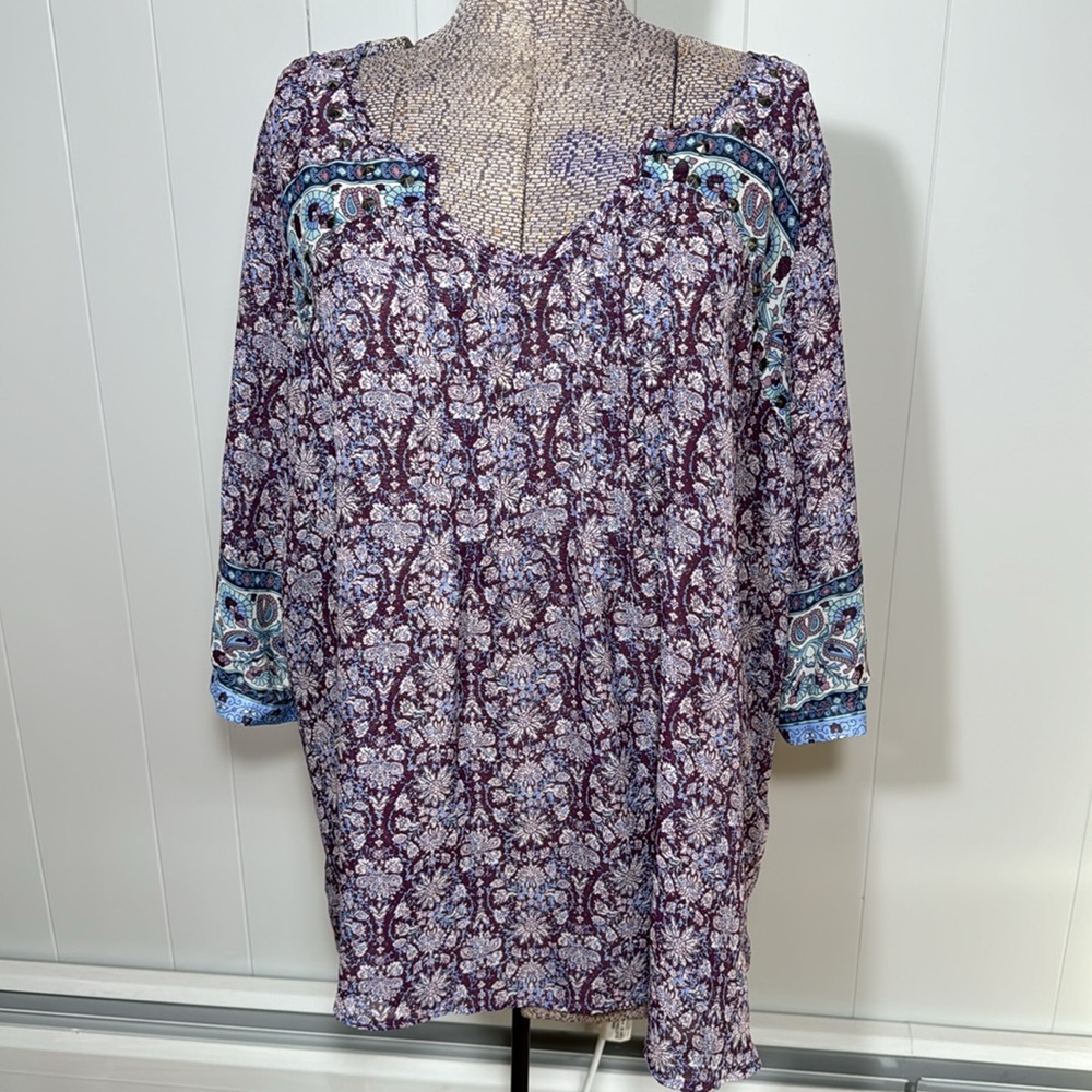 EyeShadow Womens 1X Plus Sheer Purple w Floral Pattern Blouse